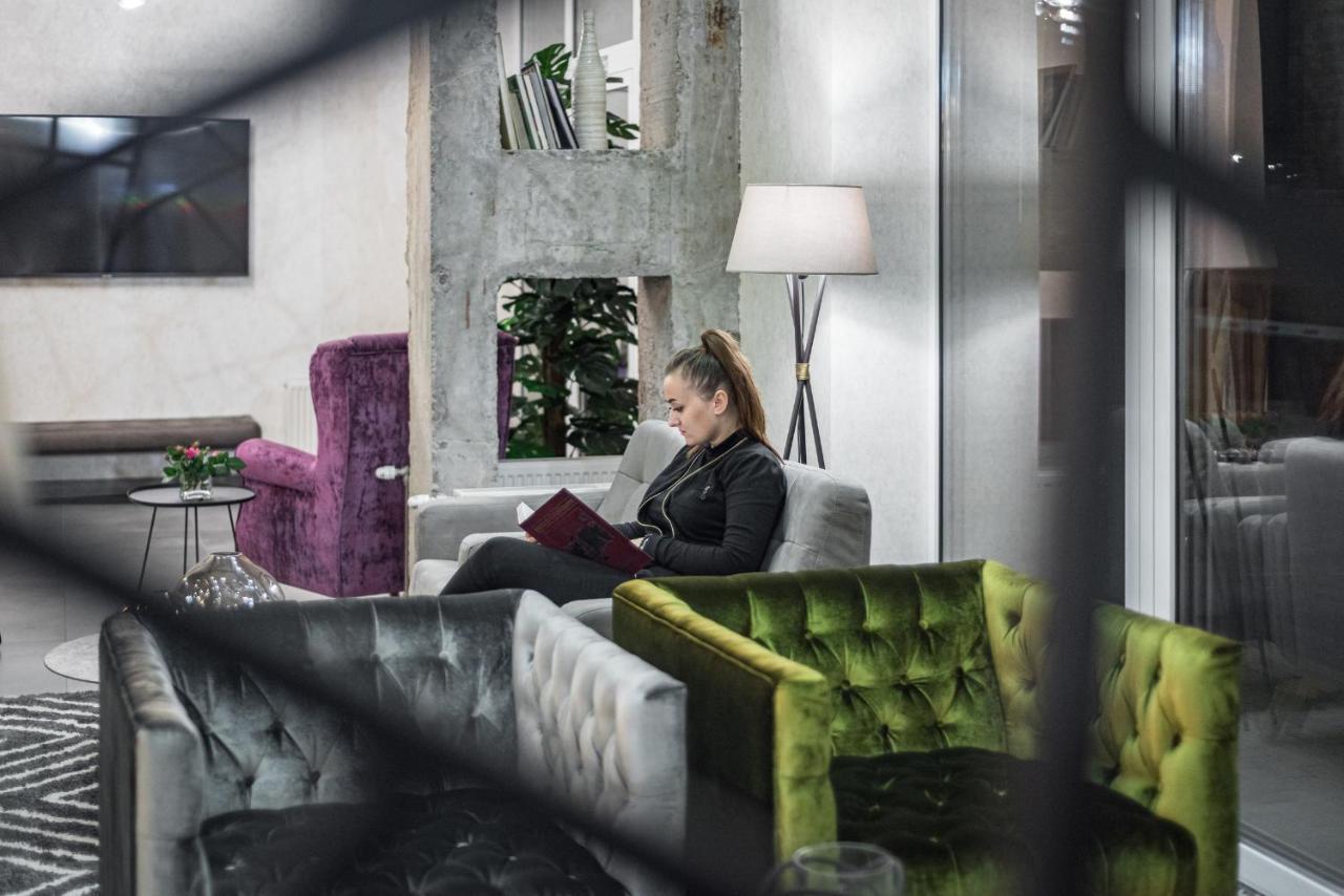 Amarant Apart Hotel By Chm Kyiv Exterior foto